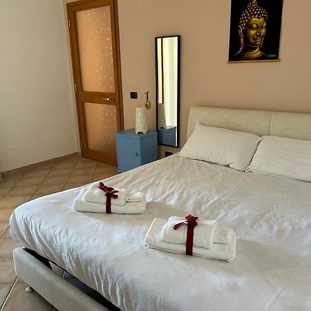 Salento Casa Vacanza Il Focolare Torchiarolo Exterior foto